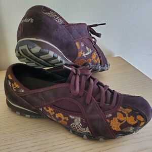 Skechers Asian Inspired Slip-on size 8.5 Brown